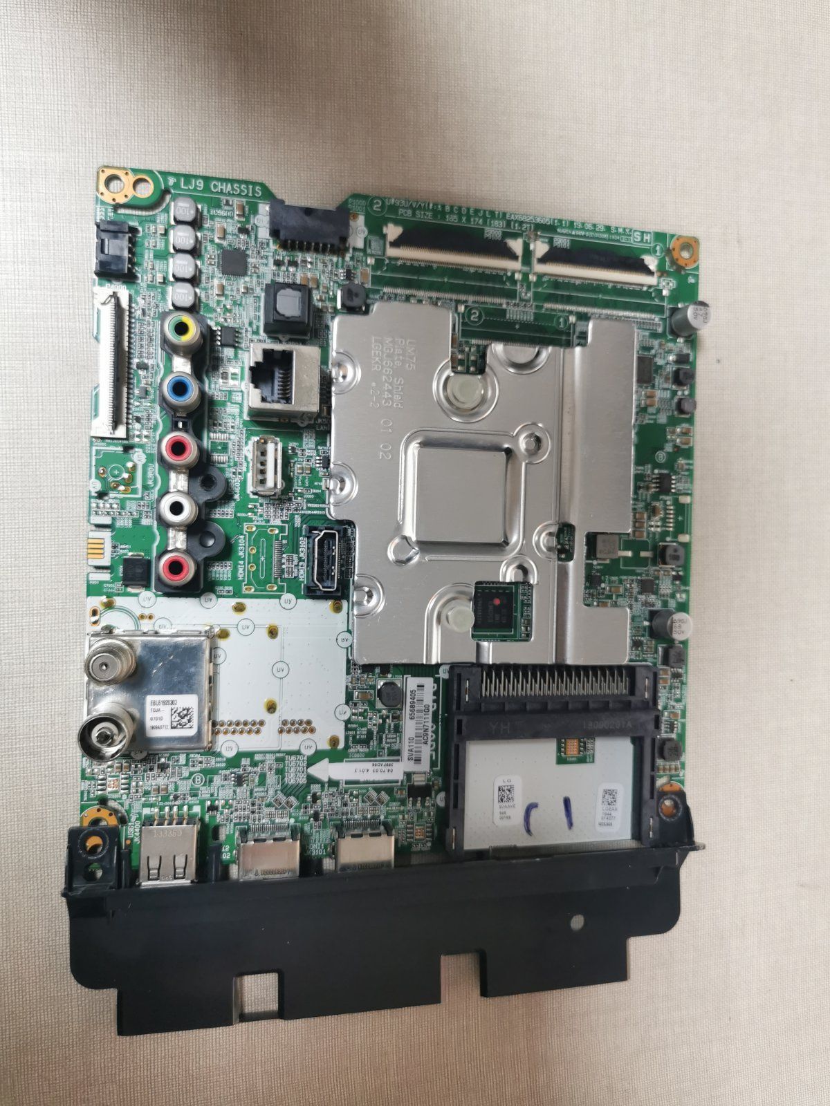 Main board LG PLACA-MAIN-EAX68253605-MODEL-TV-43UM7400PLB - Imagen optimizada de Main board PLACA-MAIN-EAX68253605-MODEL-TV-43UM7400PLB LG para Televisor