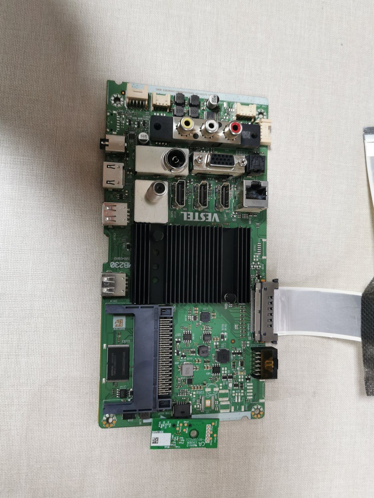 Placa main PLACA-MAIN-MB230-200420R2-PARA-TV-HITACHI-58HK5600 Hitachi - Imagen optimizada de Placa main PLACA-MAIN-MB230-200420R2-PARA-TV-HITACHI-58HK5600 para televisor Hitachi